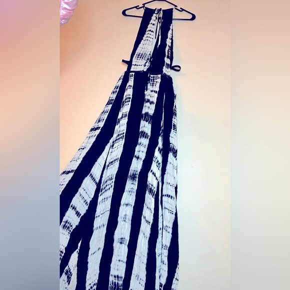 Party dress - Picture 2 of 4